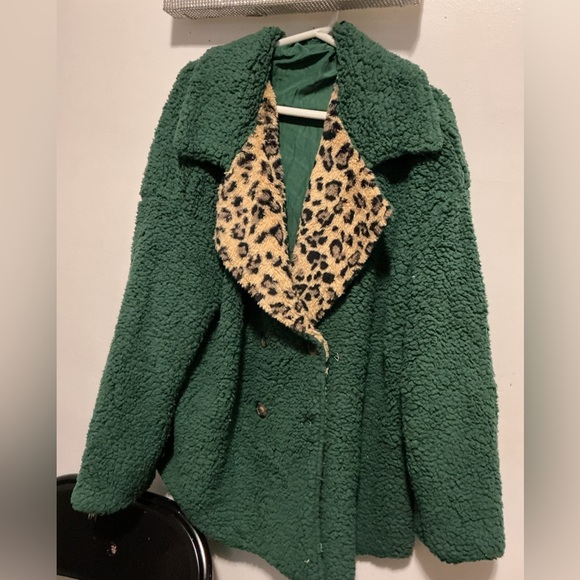 Emerald Teddy Jacket with Leopard Print Collar - Picture 2 of 4